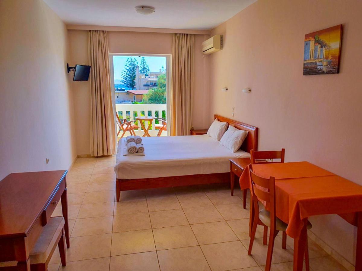 Kalimera Hotel Agia Marina  Exterior photo