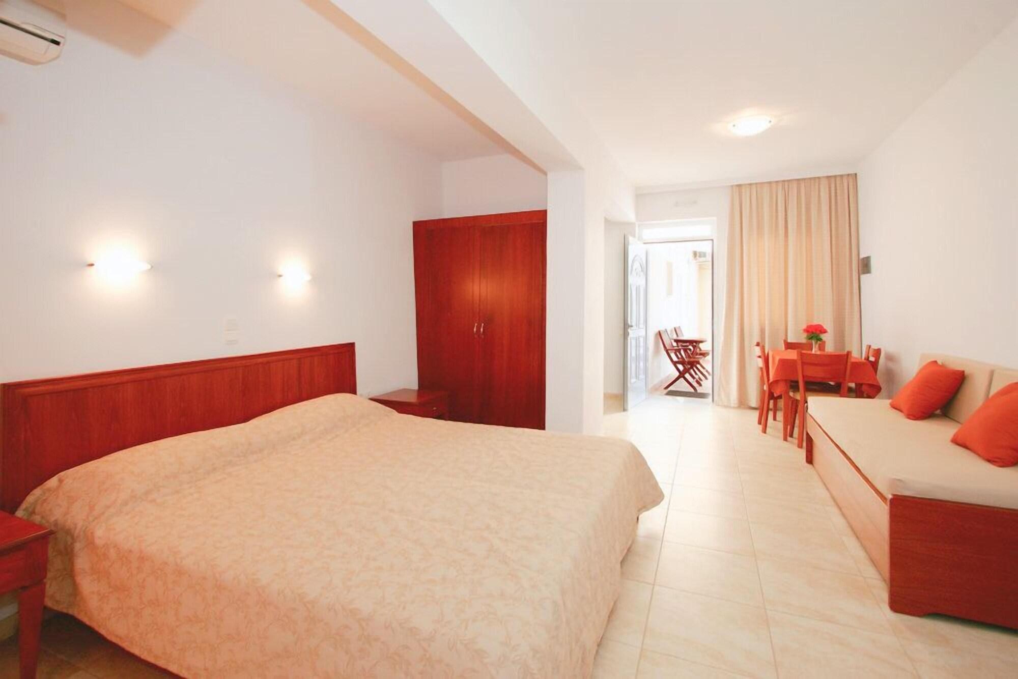Kalimera Hotel Agia Marina  Exterior photo